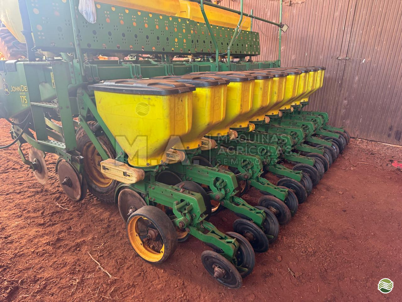PLANTADEIRA JOHN DEERE PLANTADEIRAS 1109 M.A. Máquinas Agrícolas - Cascavel CASCAVEL PARANÁ PR